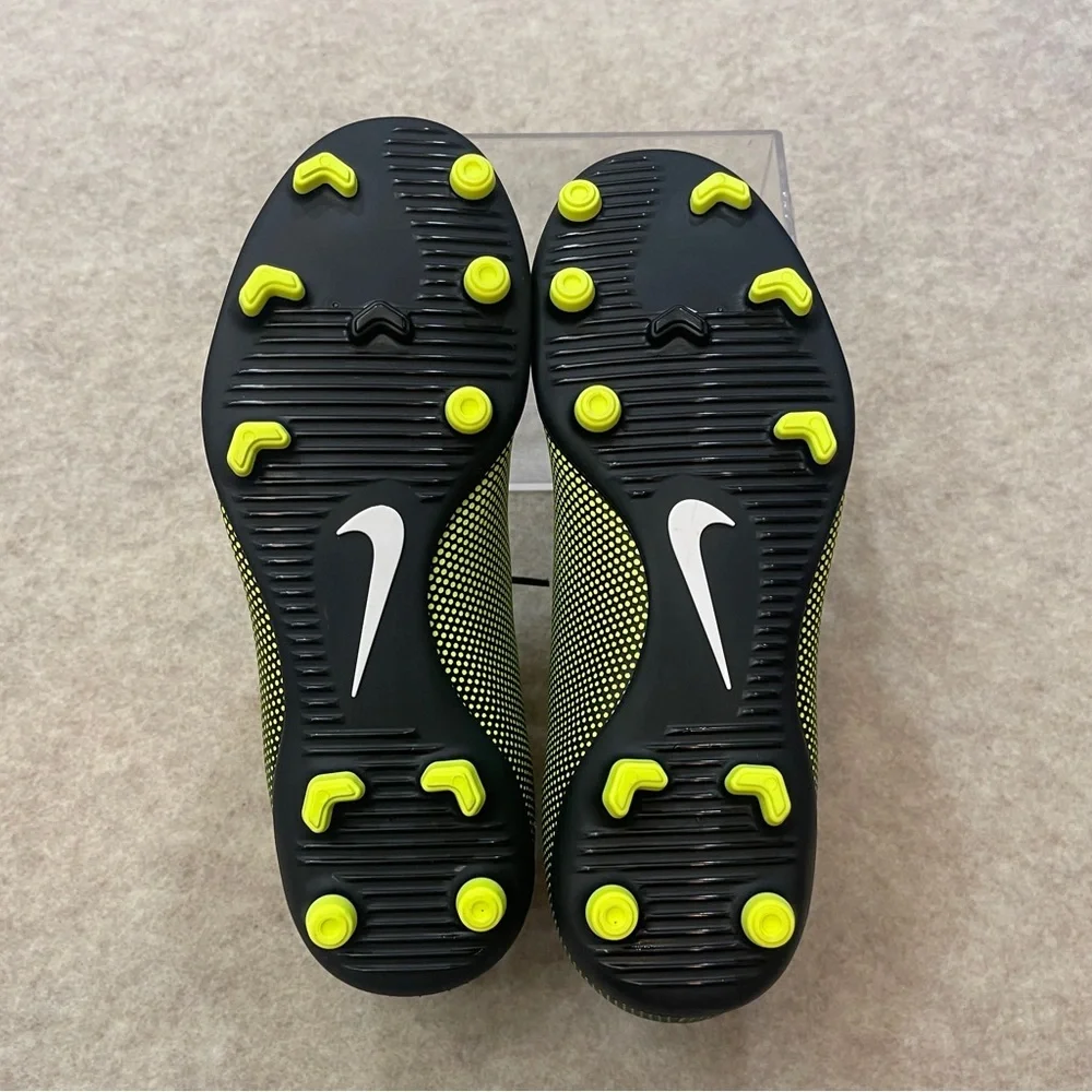 Nike Jr. Bravata II Firm-Ground Neon Yellow Black Soccer Cleats Youth size 5.5